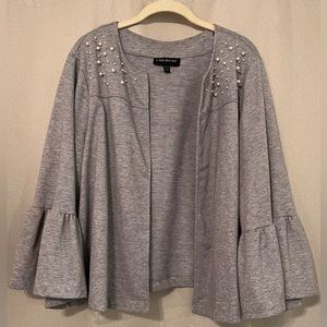 Lightweight 3/4 sleeve jacket